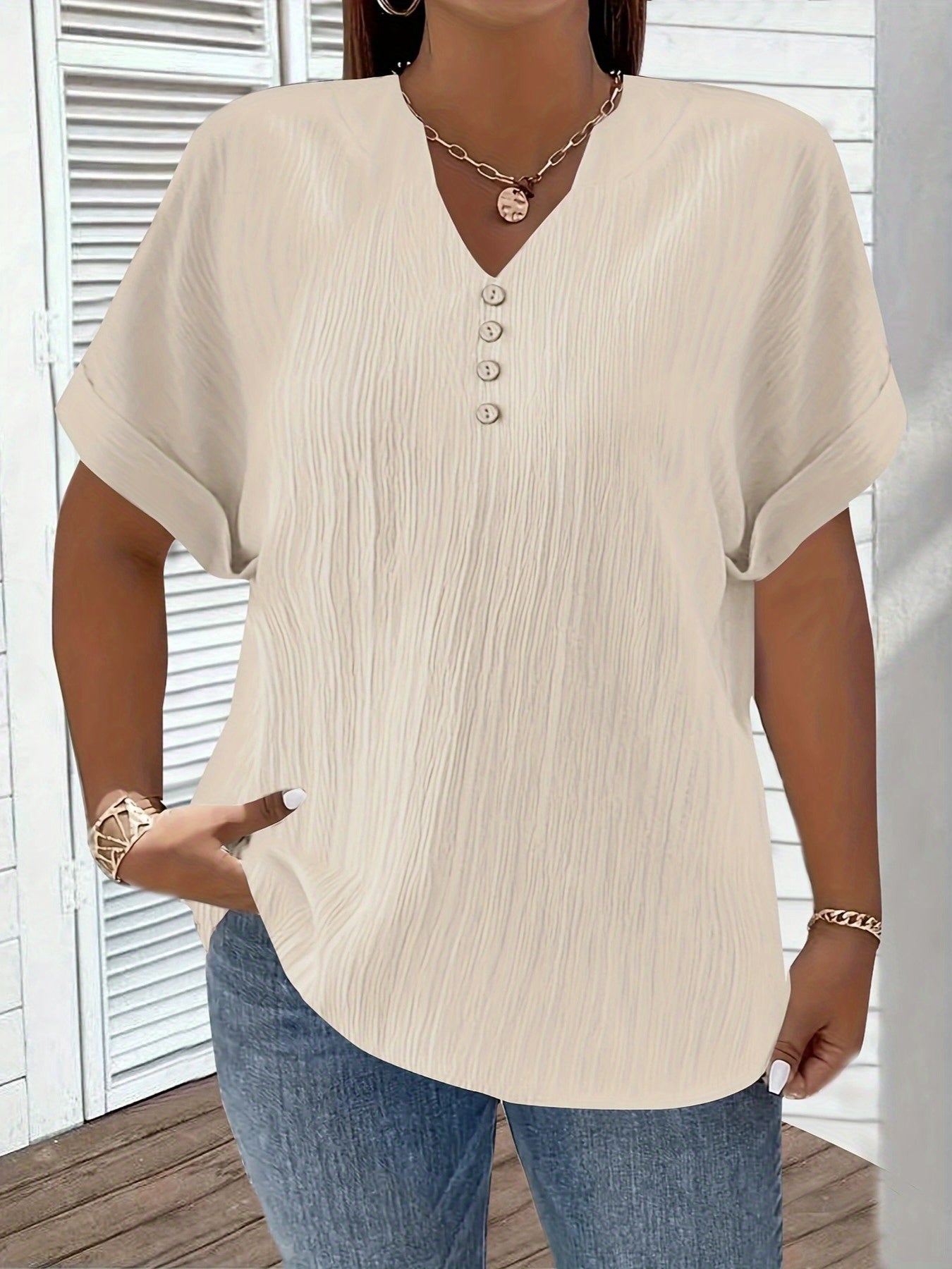 Noiréa – Textured V-Neck Comfort Blouse