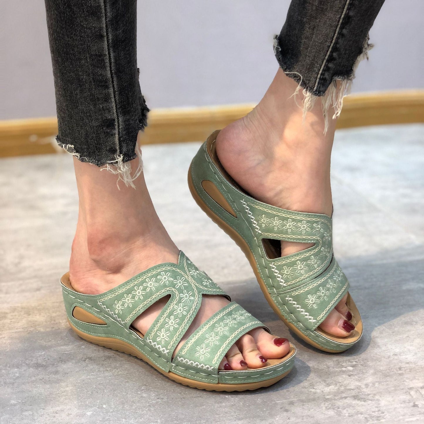 Sandy | Sandals for Daily Comfort